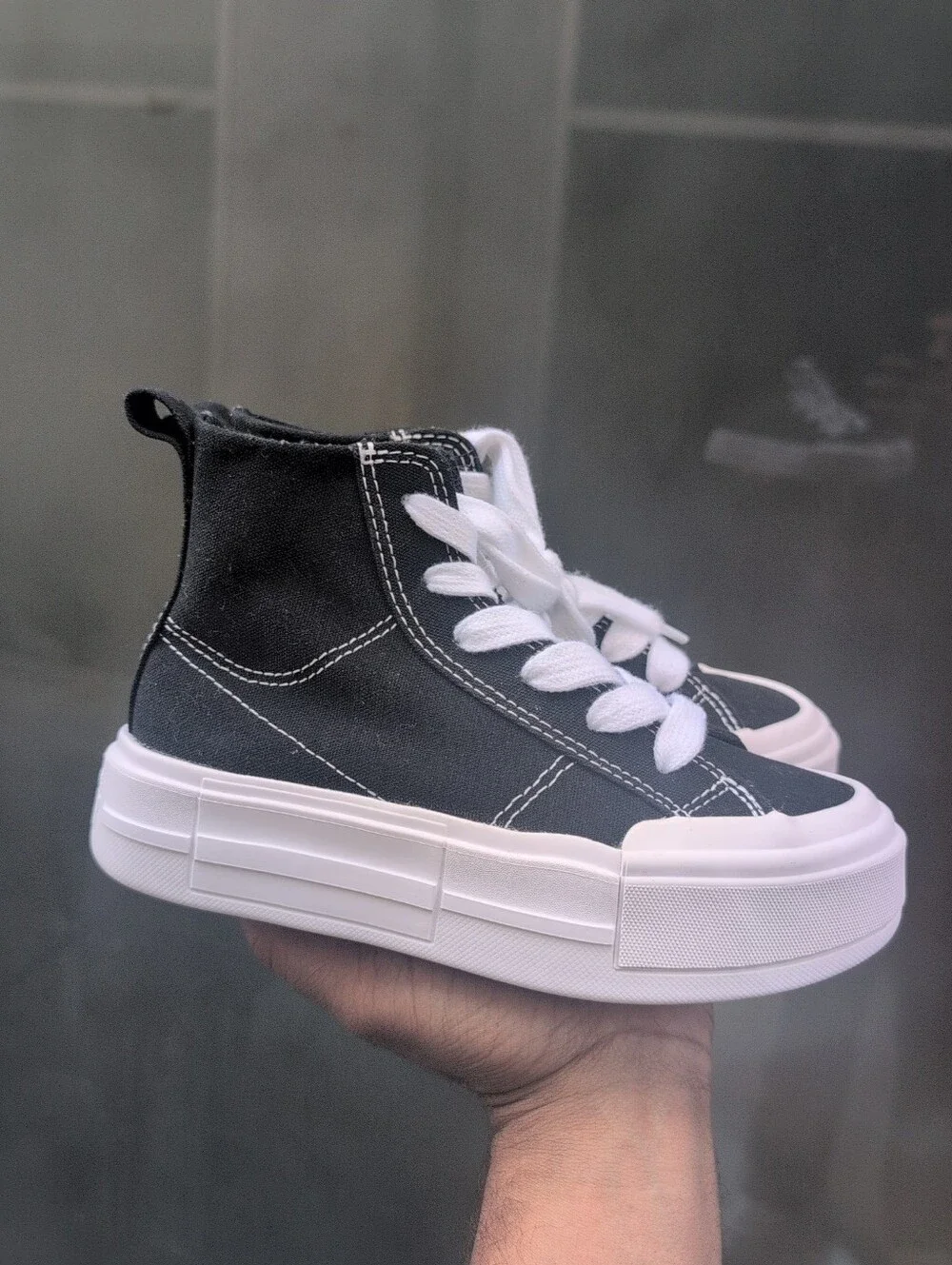 Converse Chuck Taylor All Star Cruise HI 'Black White' Kids Size 13
